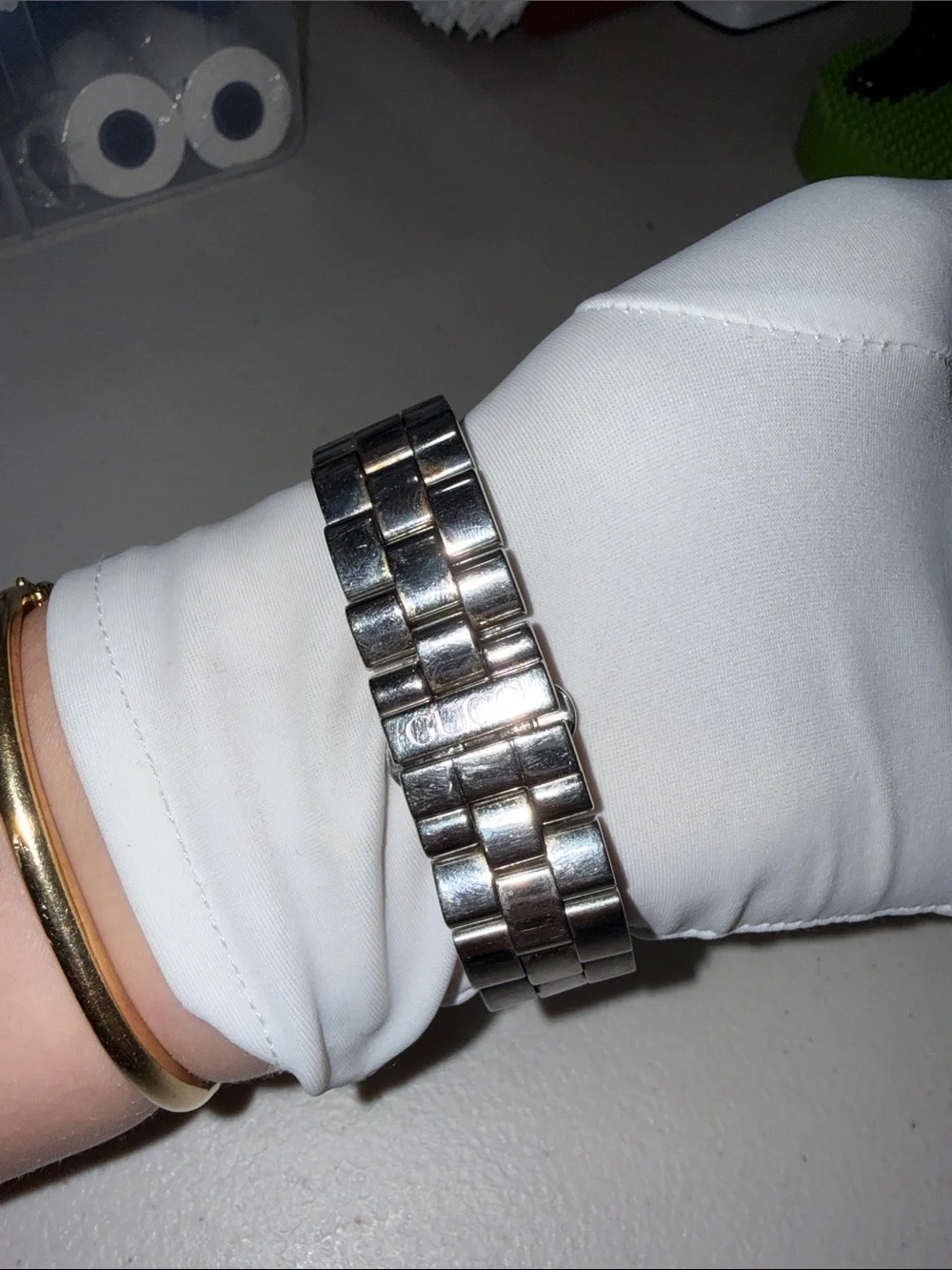 Gucci bracelet watch